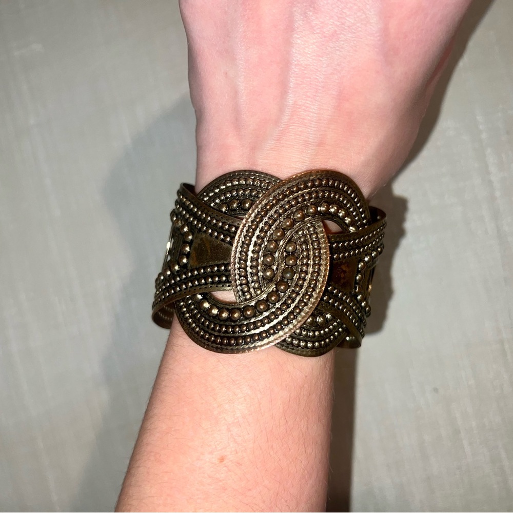 Chunky bangle